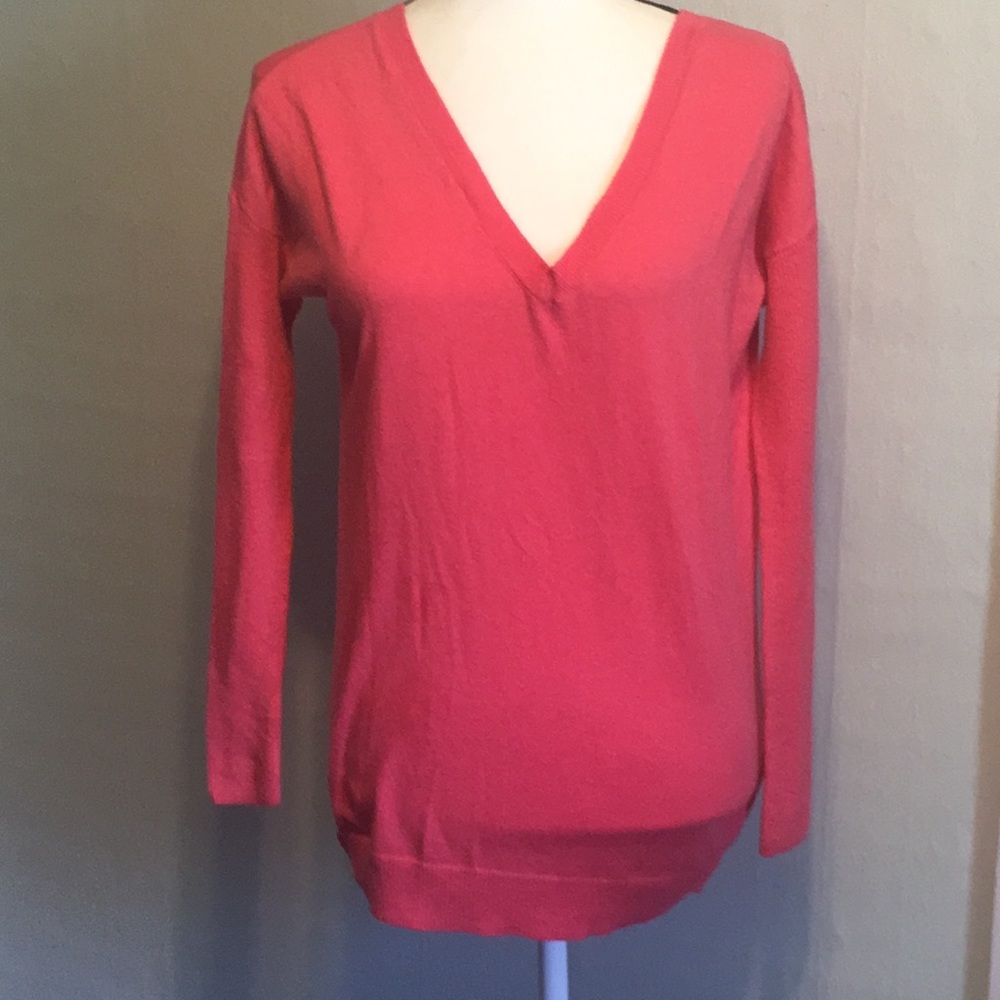 3/$25 AEO XS Oversized Soft Coral sweater